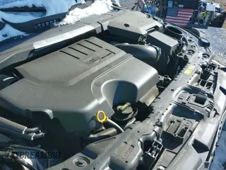 ✅ 2020 Land Rover Range Rover Evoque R-Dynamic HSE • VIN: SALZM2GX1LH115540 • Lot: 41386459. Listed on IAAI with 34,053 mi. Free auction sales archive from the USA and detailed vehicle history report at DreamBid. Image 21.