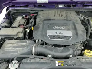 ✅ 2018 Jeep Wrangler Unlimited Sport • VIN: 1C4BJWDG9JL910410 • Lot: 56561955. Listed on Copart with 57,450 mi. Free auction sales archive from the USA and detailed vehicle history report at DreamBid. Image 17.