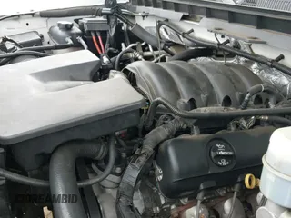 ✅ 2018 Chevrolet Silverado 1500 LT • VIN: 3GCPCREHXJG200986 • Lot: 43589085. Listed on IAAI with 191,463 mi. Free auction sales archive from the USA and detailed vehicle history report at DreamBid. Image 19.