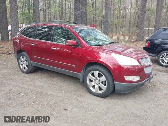✅ 2010 Chevrolet Traverse LTZ • VIN: 1GNLRHED4AS134584 • Lot: 44747701. Wystawiony na IAAI z przebiegiem 185 542 mil. Bezpłatny archiwum sprzedaży aukcyjnych z USA i szczegółowy raport historii pojazdu na DreamBid. Zdjęcie 1.