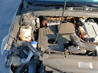 ✅ 2018 Ford Fusion Titanium • VIN: 3FA6P0SU6JR211684 • Lot: 85106915. Listed on Copart with 88,897 mi. Free auction sales archive from the USA and detailed vehicle history report at DreamBid. Image 15.