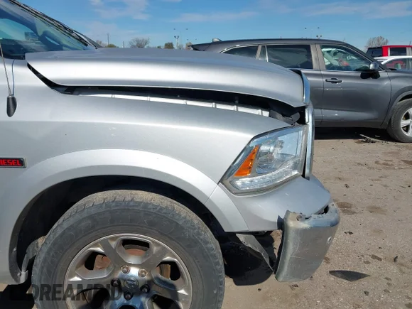 ✅ 2017 Ram 1500 Laramie • VIN: 1C6RR7VM7HS557867 • Лот: 44103439. Опубліковано раніше на IAAI з пробігом 114 789 миль. Безкоштовний доступ до архіву аукціонних продажів зі США та докладний звіт про історію автомобіля на DreamBid. Зображення 6.