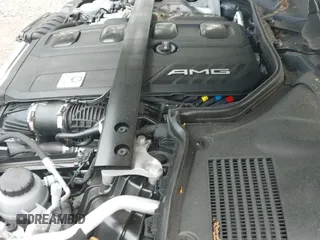 ✅ 2025 Mercedes-Benz C 43 AMG • VIN: W1KAF8HB1SR256613 • Lot: 42376954. Listed on IAAI with 1,570 mi. Free auction sales archive from the USA and detailed vehicle history report at DreamBid. Image 19.