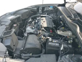 ✅ 2025 Honda HR-V LX • VIN: 3CZRZ2H34SM732438 • Lot: 43203640. Wystawiony na IAAI z przebiegiem 19 593 mil. Bezpłatny archiwum sprzedaży aukcyjnych z USA i szczegółowy raport historii pojazdu na DreamBid. Zdjęcie 19.