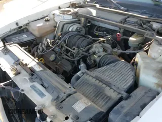 ✅ 1999 Buick LeSabre Custom • VIN: 1G4HP52K8XH477003 • Lot: 43623086. Wystawiony na IAAI z przebiegiem 230 937 mil. Bezpłatny archiwum sprzedaży aukcyjnych z USA i szczegółowy raport historii pojazdu na DreamBid. Zdjęcie 19.