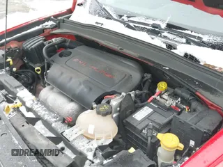 ✅ 2018 Jeep Renegade Latitude • VIN: ZACCJABB6JPH97400 • Lot: 41588794. Wystawiony na IAAI z przebiegiem 63 647 mil. Bezpłatny archiwum sprzedaży aukcyjnych z USA i szczegółowy raport historii pojazdu na DreamBid. Zdjęcie 20.