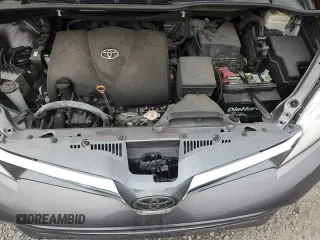 ✅ 2020 Toyota Sienna XLE • VIN: 5TDYZ3DC7LS025719 • Lot: 90076665. Listed on Copart with 70,987 mi. Free auction sales archive from the USA and detailed vehicle history report at DreamBid. Image 16.