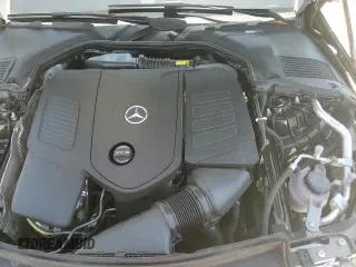 ✅ 2025 Mercedes-Benz C 300 • VIN: W1KAF4GB5SR244541 • Lot: 66186065. Wystawiony na Copart z przebiegiem 14 087 mil. Bezpłatny archiwum sprzedaży aukcyjnych z USA i szczegółowy raport historii pojazdu na DreamBid. Zdjęcie 14.