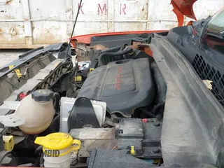 ✅ 2015 Jeep Renegade Sport • VIN: ZACCJBAT3FPC30455 • Lot: 43636453. Wystawiony na IAAI z przebiegiem 175 824 mil. Bezpłatny archiwum sprzedaży aukcyjnych z USA i szczegółowy raport historii pojazdu na DreamBid. Zdjęcie 12.