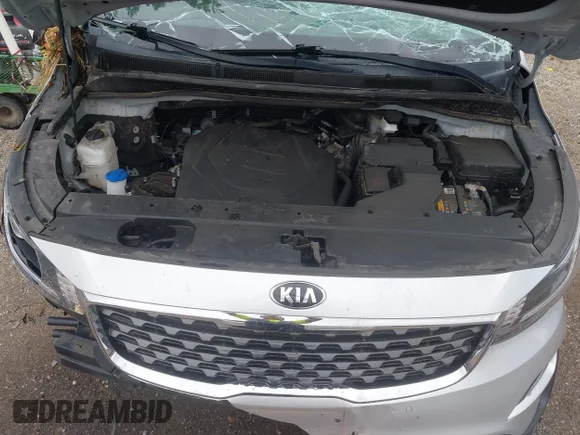 ✅ 2020 Kia Sedona LX • VIN: KNDMB5C19L6591623 • Lot: 43290544. Wystawiony na IAAI z przebiegiem 70 586 mil. Bezpłatny archiwum sprzedaży aukcyjnych z USA i szczegółowy raport historii pojazdu na DreamBid. Zdjęcie 10.