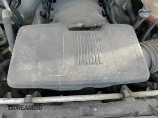 ✅ 2021 GMC Sierra 1500 • VIN: 3GTU9AEF4MG145182 • Lot: 84267464. Wystawiony na Copart z przebiegiem 88 092 mil. Bezpłatny archiwum sprzedaży aukcyjnych z USA i szczegółowy raport historii pojazdu na DreamBid. Zdjęcie 15.