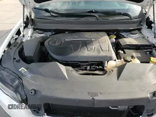 ✅ 2019 Jeep Cherokee Latitude Plus • VIN: 1C4PJMLX5KD156204 • Lot: 81921785. Listed on Copart with 74,684 mi. Free auction sales archive from the USA and detailed vehicle history report at DreamBid. Image 16.