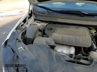 ✅ 2020 Jeep Cherokee Latitude Plus • VIN: 1C4PJMLBXLD594240 • Lot: 91414305. Wystawiony na Copart z przebiegiem 119 680 mil. Bezpłatny archiwum sprzedaży aukcyjnych z USA i szczegółowy raport historii pojazdu na DreamBid. Zdjęcie 14.