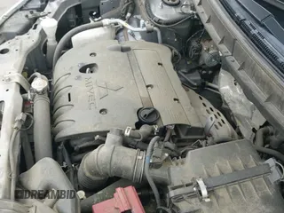 ✅ 2016 Mitsubishi Outlander ES • VIN: JA4AR3AU7GZ052741 • Lot: 41958864. Wystawiony na IAAI z przebiegiem 99 550 mil. Bezpłatny archiwum sprzedaży aukcyjnych z USA i szczegółowy raport historii pojazdu na DreamBid. Zdjęcie 19.