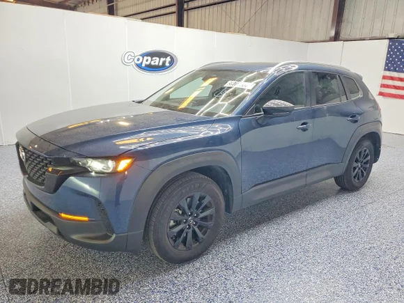 ✅ 2025 Mazda CX-50 S Premium • VIN: 7MMVABDM7SN385994 • Lot: 59705306. Wystawiony na Copart z przebiegiem 17 865 mil. Bezpłatny archiwum sprzedaży aukcyjnych z USA i szczegółowy raport historii pojazdu na DreamBid. Zdjęcie 1.