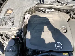 ✅ 2022 Mercedes-Benz E 350 • VIN: W1KZF8EB2NB052455 • Lot: 47668425. Listed on Copart with 28,007 mi. Free auction sales archive from the USA and detailed vehicle history report at DreamBid. Image 13.