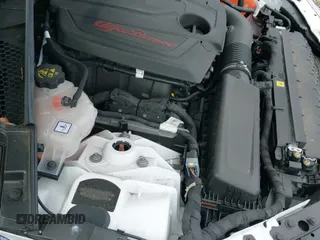 ✅ 2024 Alfa Romeo Giulia • VIN: ZARFANAN1R7680791 • Лот: 43415706. Опубликован ранее на IAAI с пробегом 8 819 миль. Бесплатный доступ к архиву аукционных продаж из США и подробный отчёт об истории автомобиля на DreamBid. Изображение 20.