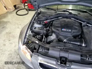 ✅ 2013 BMW M3 • VIN: WBSKG9C53DJ593023 • Lot: 84851754. Listed on Copart with 179,643 mi. Free auction sales archive from the USA and detailed vehicle history report at DreamBid. Image 13.