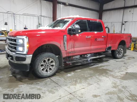 ✅ 2023 Ford F-350 XL • VIN: 1FT8W3BT1PEC45610 • Lot: 87928605. Wystawiony na Copart z przebiegiem 61 109 mil. Bezpłatny archiwum sprzedaży aukcyjnych z USA i szczegółowy raport historii pojazdu na DreamBid. Zdjęcie 1.