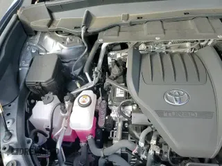 ✅ 2025 Toyota Highlander XLE • VIN: 5TDAAAB50SS081808 • Lot: 86836745. Listed on Copart with 5,622 mi. Free auction sales archive from the USA and detailed vehicle history report at DreamBid. Image 14.