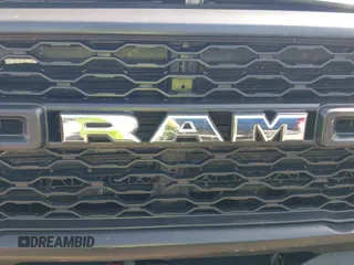 ✅ 2021 Ram 2500 Tradesman • VIN: 3C6UR5HJ5MG606694 • Lot: 41818747. Wystawiony na IAAI z przebiegiem 93 665 mil. Bezpłatny archiwum sprzedaży aukcyjnych z USA i szczegółowy raport historii pojazdu na DreamBid. Zdjęcie 20.
