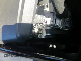 ✅ 2025 Porsche Macan • VIN: WP1AA2A59SLB08253 • Lot: 89836345. Listed on Copart with 1,700 mi. Free auction sales archive from the USA and detailed vehicle history report at DreamBid. Image 15.