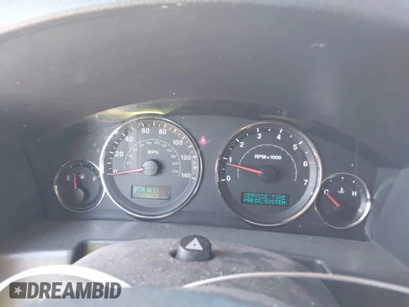 ✅ 2006 Jeep Commander Limited • VIN: 1J8HH58256C289133 • Лот: 42891968. Опубликован ранее на IAAI с пробегом 192 803 миль. Бесплатный доступ к архиву аукционных продаж из США и подробный отчёт об истории автомобиля на DreamBid. Изображение 7.