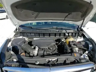 ✅ 2018 Cadillac XT5 Luxury FWD • VIN: 1GYKNCRS7JZ233235 • Lot: 89460595. Listed on Copart with 50,566 mi. Free auction sales archive from the USA and detailed vehicle history report at DreamBid. Image 15.