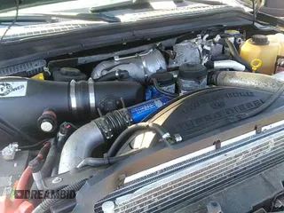 ✅ 2010 Ford F-250 XL • VIN: 1FTSX2BR2AEB33052 • Lot: 42670640. Wystawiony na IAAI z przebiegiem 197 585 mil. Bezpłatny archiwum sprzedaży aukcyjnych z USA i szczegółowy raport historii pojazdu na DreamBid. Zdjęcie 19.