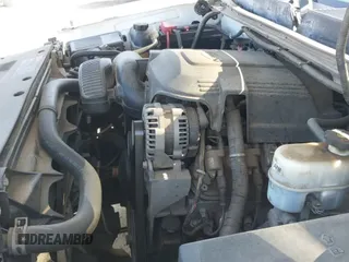 ✅ 2011 Chevrolet Silverado 1500 LS • VIN: 3GCPCREA5BG408018 • Lot: 43217341. Wystawiony na IAAI z przebiegiem 190 884 mil. Bezpłatny archiwum sprzedaży aukcyjnych z USA i szczegółowy raport historii pojazdu na DreamBid. Zdjęcie 24.