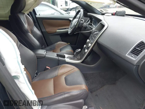 ✅ 2016 Volvo XC60 T5 Drive-E Premier • VIN: YV440MDK3G2791639 • Лот: 44921786. Опубликован ранее на IAAI с пробегом 120 856 миль. Бесплатный доступ к архиву аукционных продаж из США и подробный отчёт об истории автомобиля на DreamBid. Изображение 5.