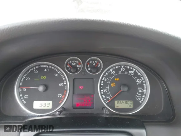 ✅ 2003 Volkswagen Passat GLS • VIN: WVWVD63B53E159033 • Lot: 42559043. Wystawiony na IAAI z przebiegiem 264 800 mil. Bezpłatny archiwum sprzedaży aukcyjnych z USA i szczegółowy raport historii pojazdu na DreamBid. Zdjęcie 7.