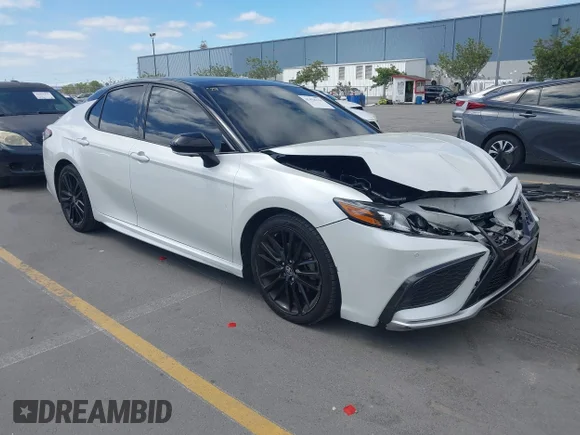 ✅ 2021 Toyota Camry XSE • VIN: 4T1KZ1AK2MU047562 • Лот: 45428110. Опубліковано раніше на IAAI з пробігом 77 327 миль. Безкоштовний доступ до архіву аукціонних продажів зі США та докладний звіт про історію автомобіля на DreamBid. Зображення 1.