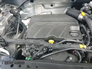 ✅ 2024 Buick Envista Avenir • VIN: KL47LCE23RB062098 • Lot: 68698005. Wystawiony na Copart z przebiegiem 27 983 mil. Bezpłatny archiwum sprzedaży aukcyjnych z USA i szczegółowy raport historii pojazdu na DreamBid. Zdjęcie 16.