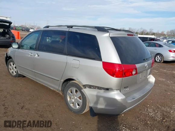 ✅ 2007 Toyota Sienna LE • VIN: 5TDZK23C27S079990 • Lot: 43762113. Wystawiony na IAAI z przebiegiem 248 824 mil. Bezpłatny archiwum sprzedaży aukcyjnych z USA i szczegółowy raport historii pojazdu na DreamBid. Zdjęcie 3.