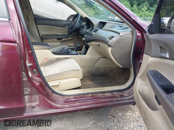 ✅ 2008 Honda Accord LX • VIN: 1HGCP26378A146294 • Lot: 45211920. Wystawiony na IAAI z przebiegiem 230 547 mil. Bezpłatny archiwum sprzedaży aukcyjnych z USA i szczegółowy raport historii pojazdu na DreamBid. Zdjęcie 5.