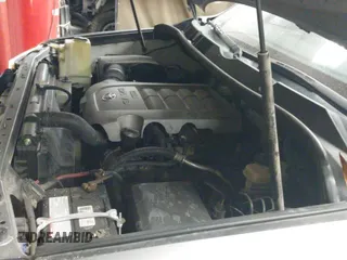 ✅ 2010 Toyota Tundra • VIN: 5TFDW5F16AX115613 • Lot: 42826237. Listed on IAAI with 431,588 mi. Free auction sales archive from the USA and detailed vehicle history report at DreamBid. Image 19.