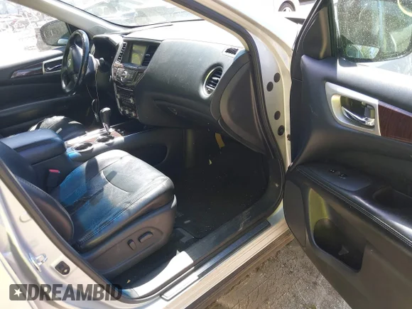 ✅ 2014 Nissan Pathfinder S • VIN: 5N1AR2MN8EC666326 • Lot: 45181933. Wystawiony na IAAI z przebiegiem 168 972 mil. Bezpłatny archiwum sprzedaży aukcyjnych z USA i szczegółowy raport historii pojazdu na DreamBid. Zdjęcie 5.