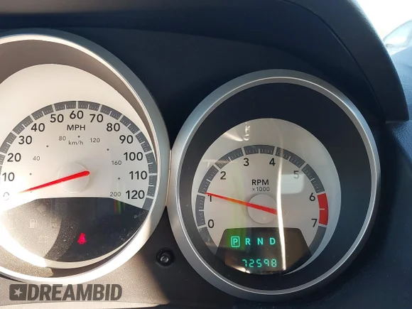 ✅ 2008 Dodge Grand Caravan SXT • VIN: 2D8HN54P18R146192 • Lot: 44016271. Wystawiony na IAAI z przebiegiem 72 598 mil. Bezpłatny archiwum sprzedaży aukcyjnych z USA i szczegółowy raport historii pojazdu na DreamBid. Zdjęcie 7.