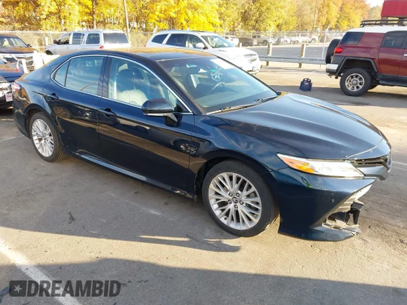 ✅ 2018 Toyota Camry XLE • VIN: 4T1B11HK9JU510418 • Lot: 43624360. Wystawiony na IAAI z przebiegiem 123 813 mil. Bezpłatny archiwum sprzedaży aukcyjnych z USA i szczegółowy raport historii pojazdu na DreamBid. Zdjęcie 1.