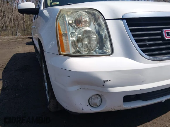 ✅ 2008 GMC Yukon XL SLT 4SB • VIN: 1GKFC16J38R147481 • Lot: 44787971. Wystawiony na IAAI z przebiegiem 434 514 mil. Bezpłatny archiwum sprzedaży aukcyjnych z USA i szczegółowy raport historii pojazdu na DreamBid. Zdjęcie 6.