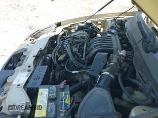 ✅ 2001 Ford Taurus • VIN: 1FAHP55UX1A287257 • Lot: 42953988. Wystawiony na IAAI z przebiegiem 74 810 mil. Bezpłatny archiwum sprzedaży aukcyjnych z USA i szczegółowy raport historii pojazdu na DreamBid. Zdjęcie 19.