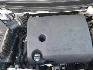 ✅ 2020 Chevrolet Traverse LT Cloth • VIN: 1GNERGKW2LJ261352 • Lot: 89724715. Listed on Copart with 77,801 mi. Free auction sales archive from the USA and detailed vehicle history report at DreamBid. Image 17.