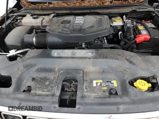 ✅ 2024 Jeep Wagoneer Series II • VIN: 1C4SJVBPXRS175077 • Lot: 93534265. Wystawiony na Copart z przebiegiem 51 802 mil. Bezpłatny archiwum sprzedaży aukcyjnych z USA i szczegółowy raport historii pojazdu na DreamBid. Zdjęcie 13.