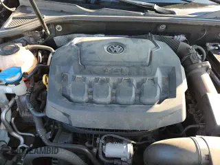 ✅ 2019 Volkswagen Passat Wolfsburg Edition • VIN: 1VWLA7A31KC001362 • Лот: 81322175. Опубликован ранее на Copart с пробегом 99 857 миль. Бесплатный доступ к архиву аукционных продаж из США и подробный отчёт об истории автомобиля на DreamBid. Изображение 15.