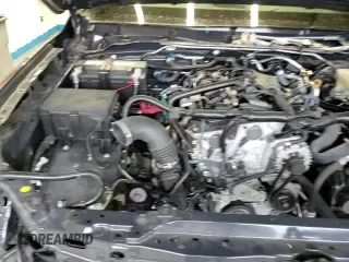 ✅ 2025 Toyota Tacoma TRD Off Road • VIN: 3TMLB5JNXSM093494 • Lot: 82355305. Wystawiony na Copart z przebiegiem 8 921 mil. Bezpłatny archiwum sprzedaży aukcyjnych z USA i szczegółowy raport historii pojazdu na DreamBid. Zdjęcie 13.