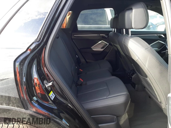 ✅ 2022 Audi Q3 S line Premium Plus • VIN: WA1EECF31N1096176 • Лот: 62105002. Опубліковано раніше на Copart з пробігом 6 837 миль. Безкоштовний доступ до архіву аукціонних продажів зі США та докладний звіт про історію автомобіля на DreamBid. Зображення 6.