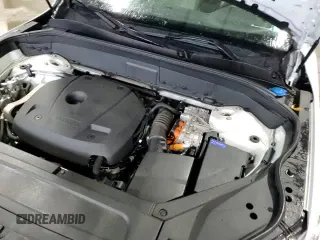 ✅ 2021 Volvo XC90 Inscription Expression • VIN: YV4BR00K8M1758598 • Lot: 82122045. Listed on Copart with 61,078 mi. Free auction sales archive from the USA and detailed vehicle history report at DreamBid. Image 17.