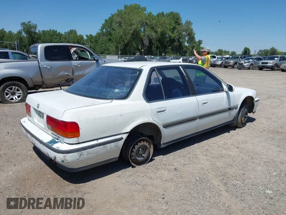 ✅ 1993 Honda Accord • VIN: 1HGCB7670PA046289 • Lot: 42659778. Wystawiony na IAAI z przebiegiem 160 999 mil. Bezpłatny archiwum sprzedaży aukcyjnych z USA i szczegółowy raport historii pojazdu na DreamBid. Zdjęcie 4.