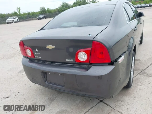 ✅ 2011 Chevrolet Malibu 1FL • VIN: 1G1ZA5EUXBF162854 • Lot: 45158852. Wystawiony na IAAI z przebiegiem 185 200 mil. Bezpłatny archiwum sprzedaży aukcyjnych z USA i szczegółowy raport historii pojazdu na DreamBid. Zdjęcie 6.